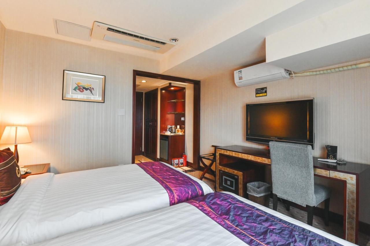 Royal Plaza Hotel Kuangcsou Kültér fotó
